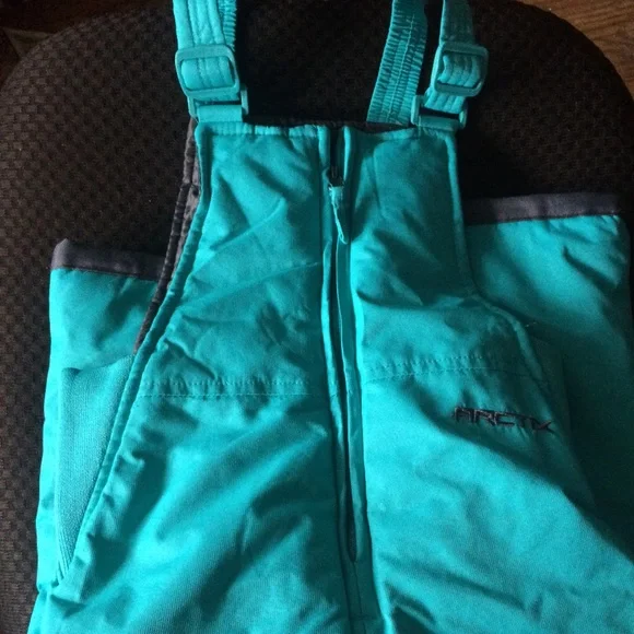 Kids - Picture 2 of 5